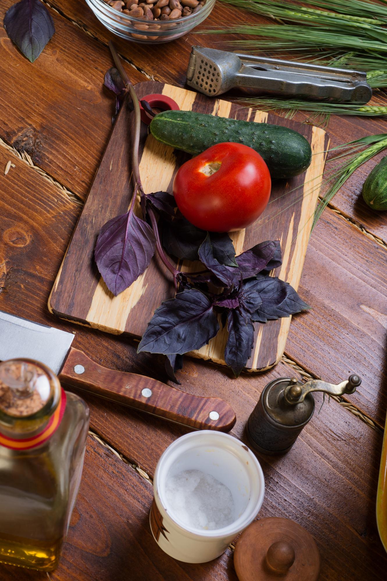 Laboratorio cucina con prodotti locali